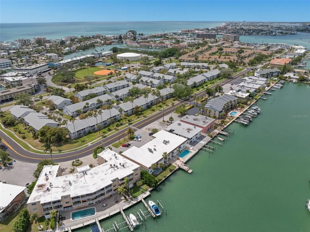 11655 3RD STREET E #1 Treasure Island, FL 33706