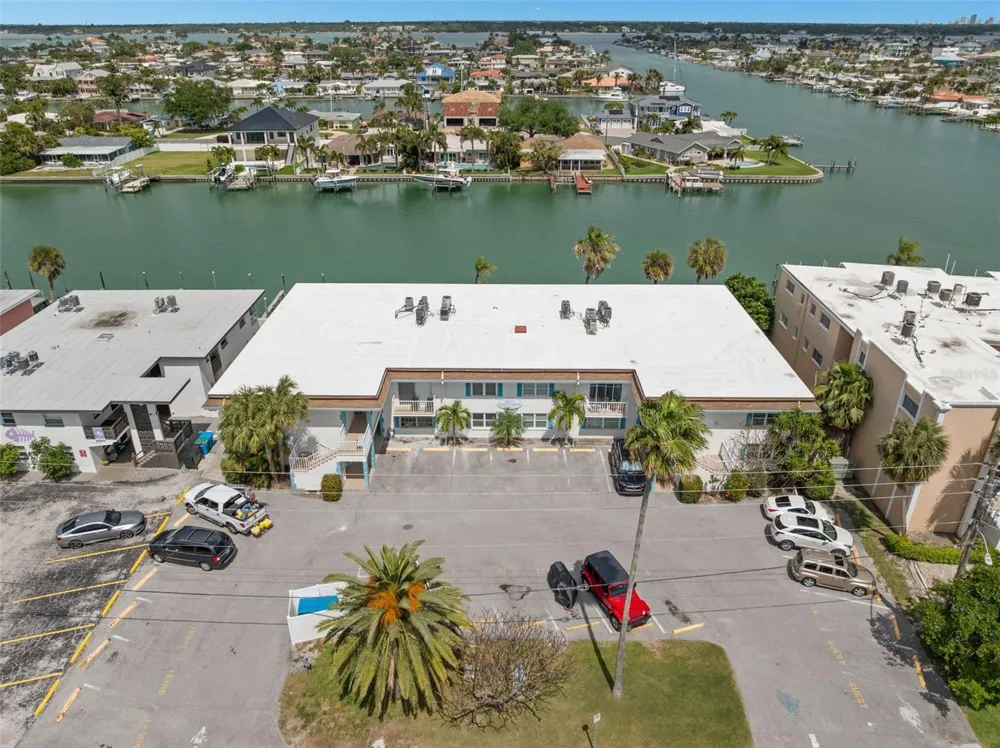 11655 3RD STREET E #1 Treasure Island, FL 33706