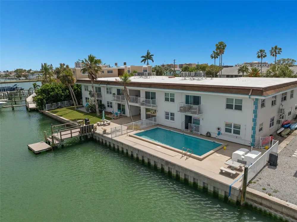 11655 3RD STREET E #1 Treasure Island, FL 33706