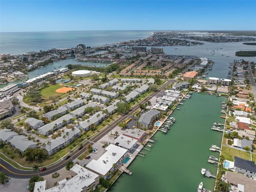 11655 3RD STREET E #1 Treasure Island, FL 33706