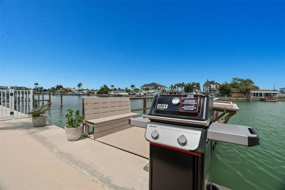 11655 3RD STREET E #1 Treasure Island, FL 33706