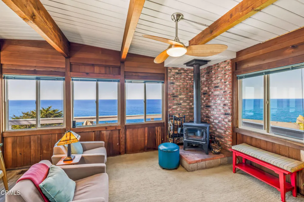 1440 Navarro Bluff Road Albion, CA 95410