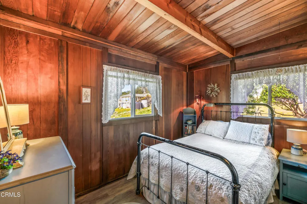 1440 Navarro Bluff Road Albion, CA 95410