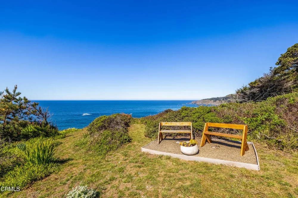 1440 Navarro Bluff Road Albion, CA 95410