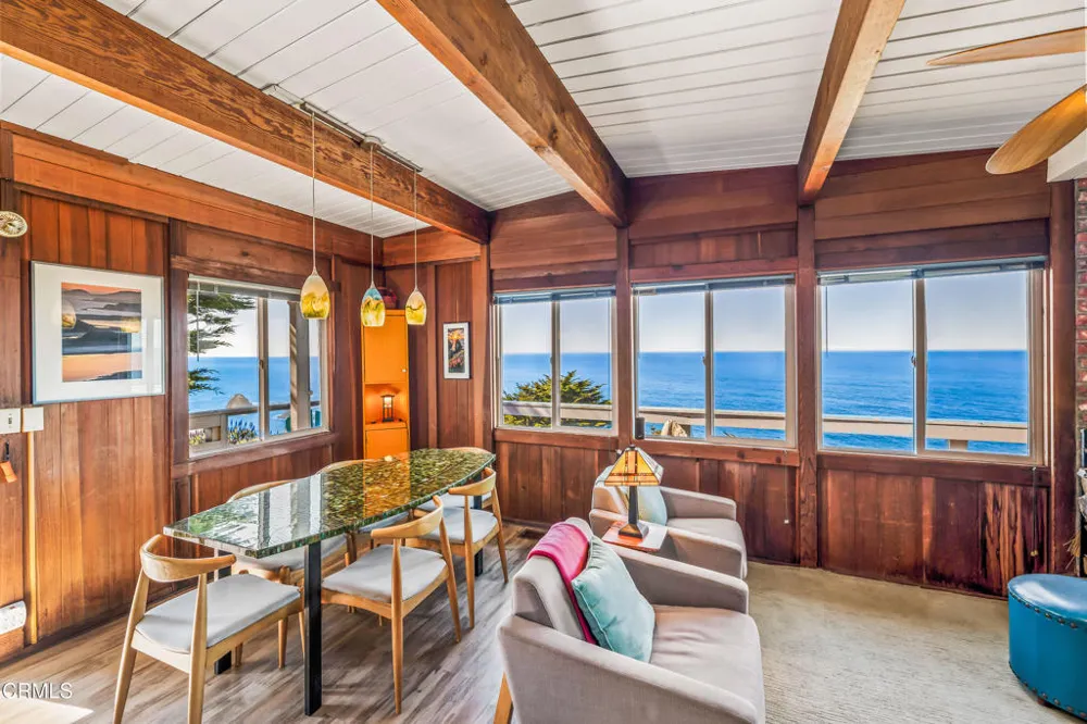 1440 Navarro Bluff Road Albion, CA 95410