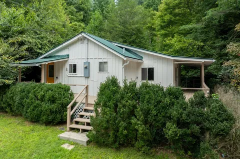 169 Sage Circle