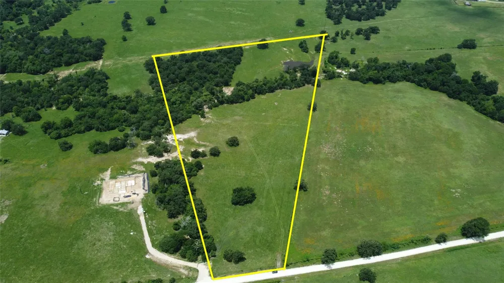 103 County Road 103 Iola, TX 77861