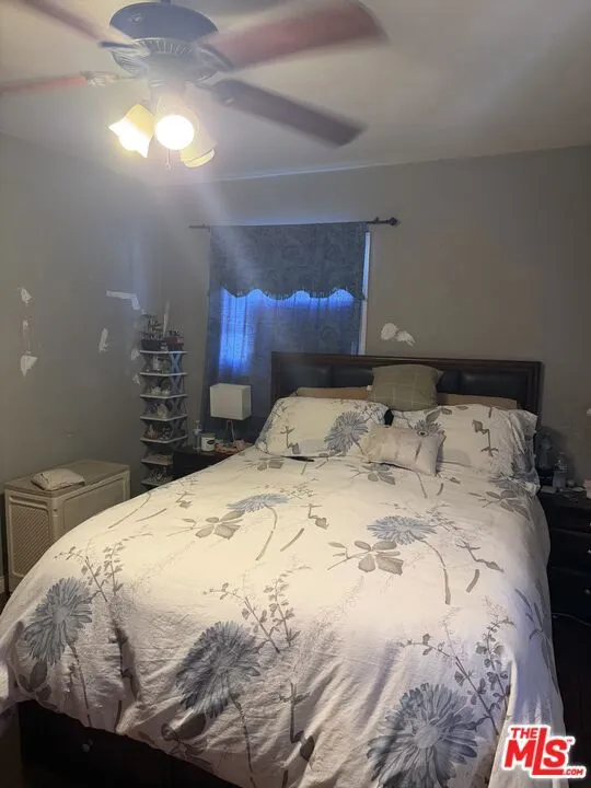 6250 Halbrent Avenue Van Nuys, CA 91411
