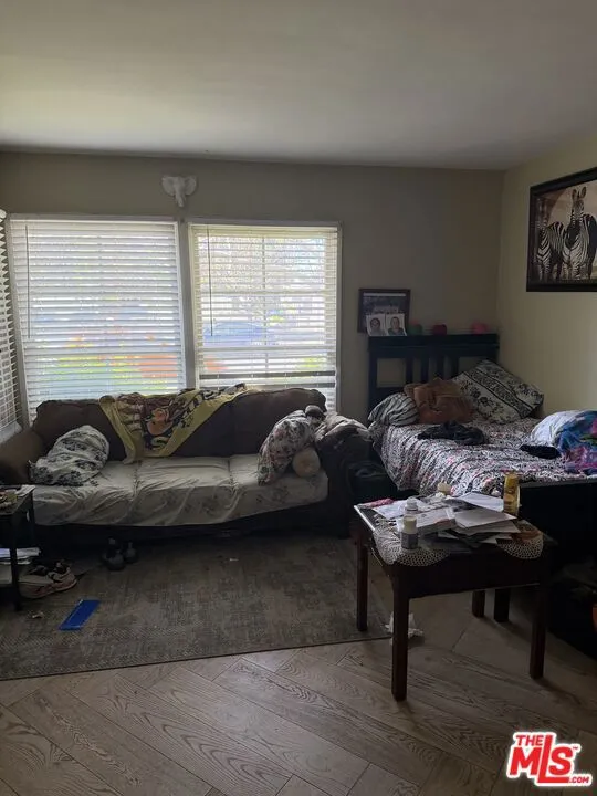 6250 Halbrent Avenue Van Nuys, CA 91411