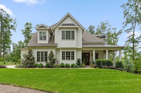 1375 Wintergreen Lane