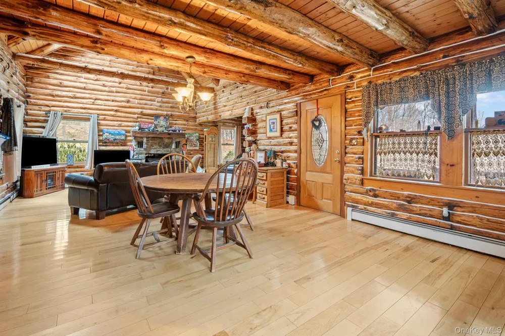 294 Comfort Trail Montgomery, NY 12549