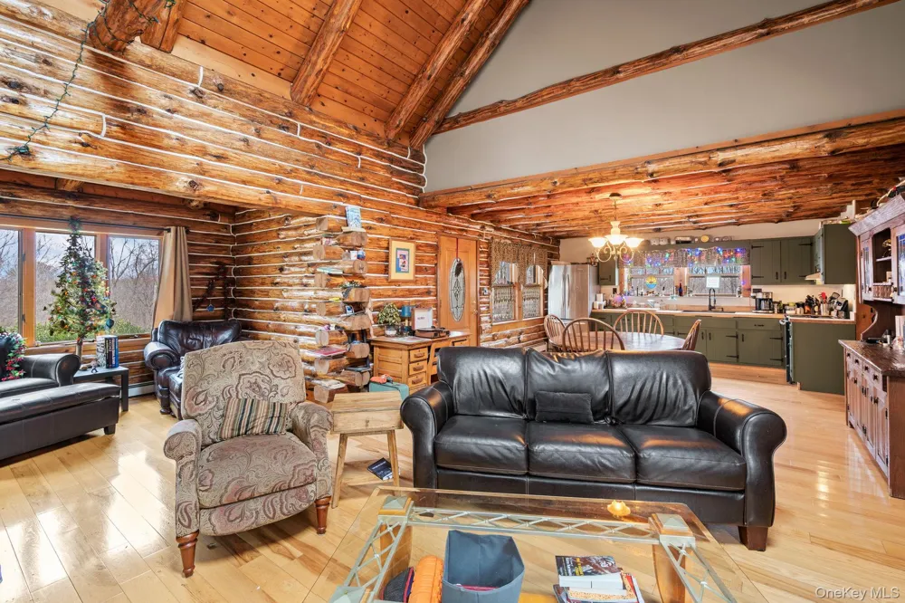 294 Comfort Trail Montgomery, NY 12549