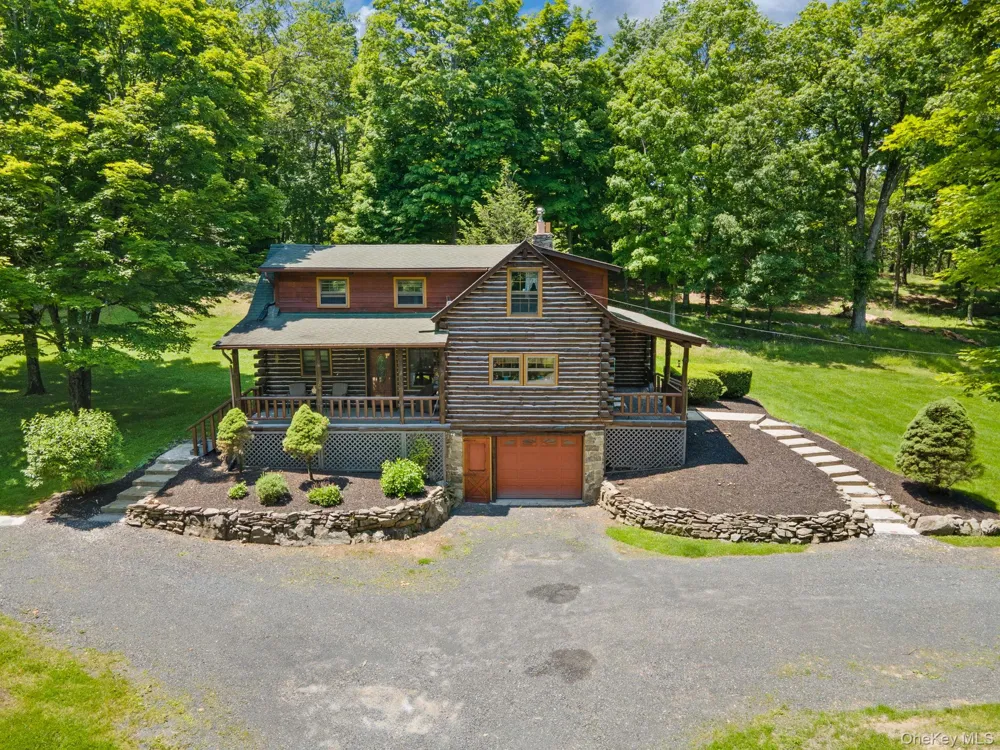 294 Comfort Trail Montgomery, NY 12549