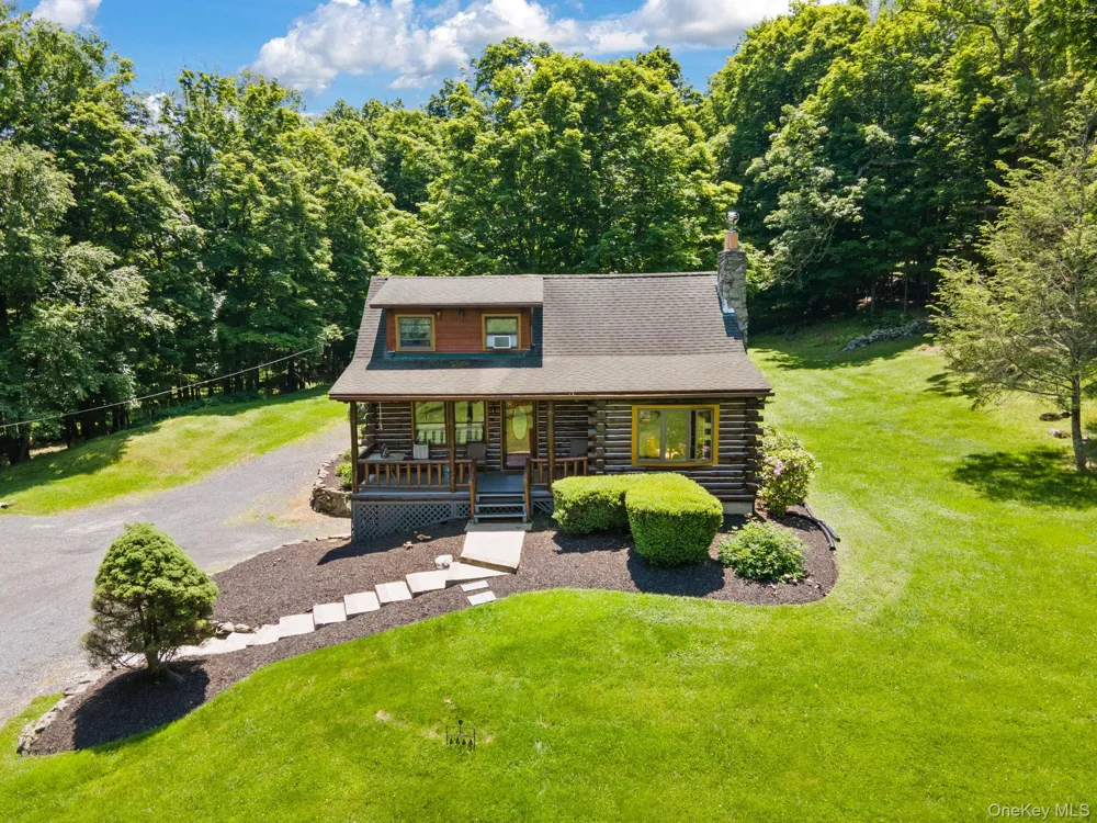 294 Comfort Trail Montgomery, NY 12549