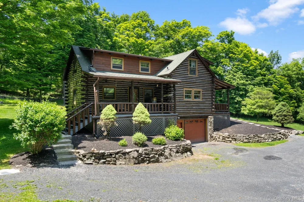 294 Comfort Trail Montgomery, NY 12549