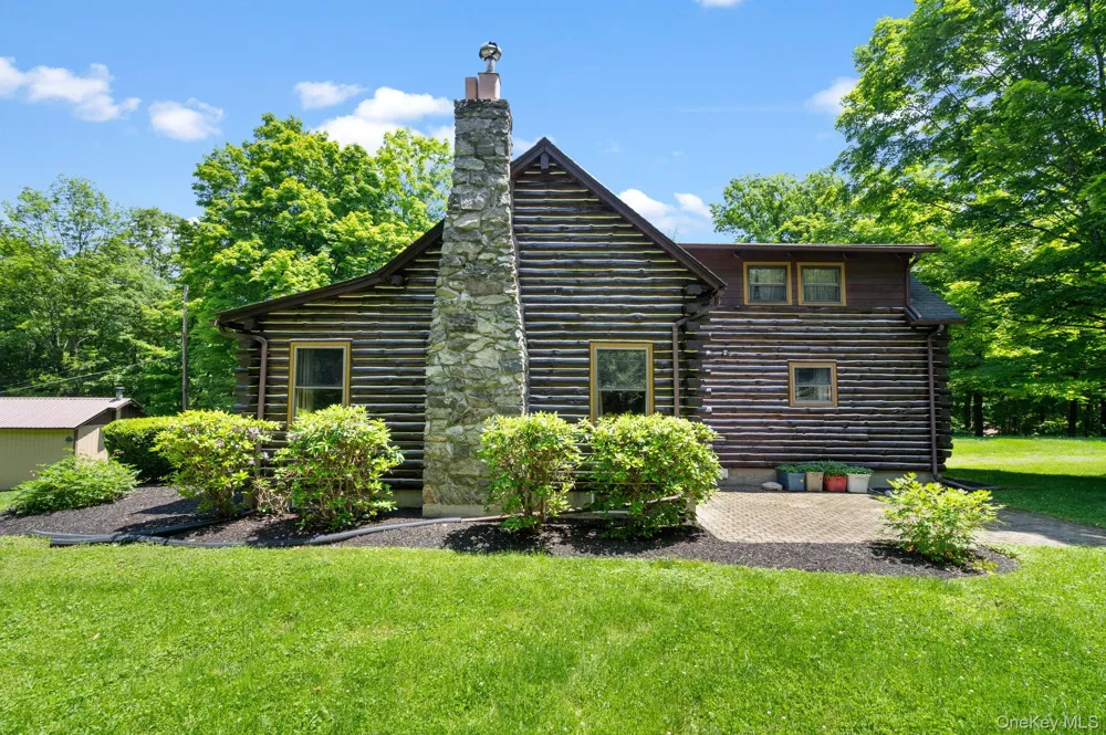 294 Comfort Trail Montgomery, NY 12549