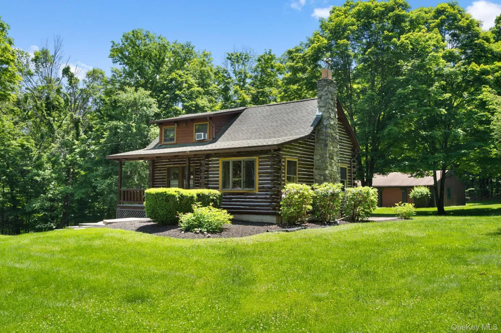 294 Comfort Trail Montgomery, NY 12549