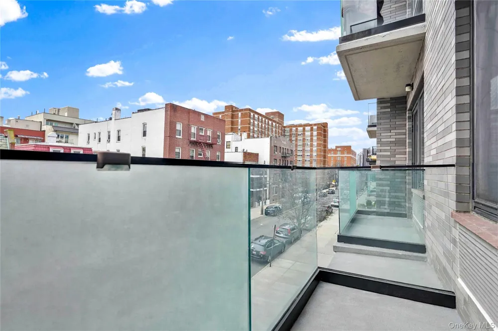 2343 31st Road #3B Astoria, NY 11106