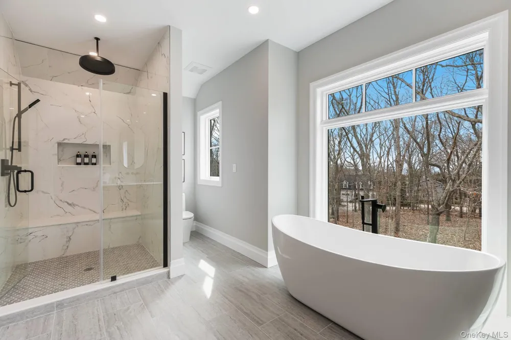 1355 Little Peconic Bay Road Cutchogue, NY 11935