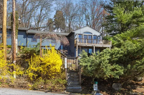6 Tennis Court Road