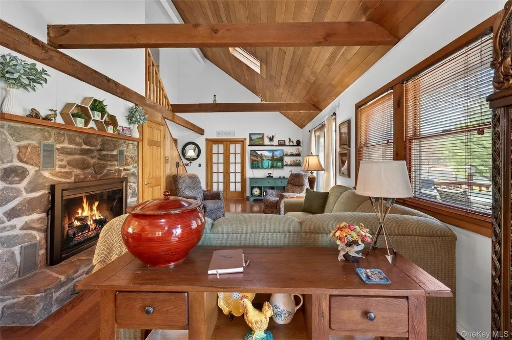 19 Arrowhead Lane Narrowsburg, NY 12764
