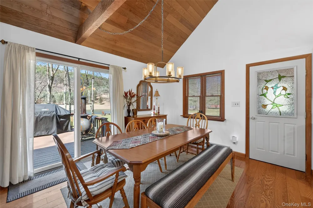 19 Arrowhead Lane Narrowsburg, NY 12764