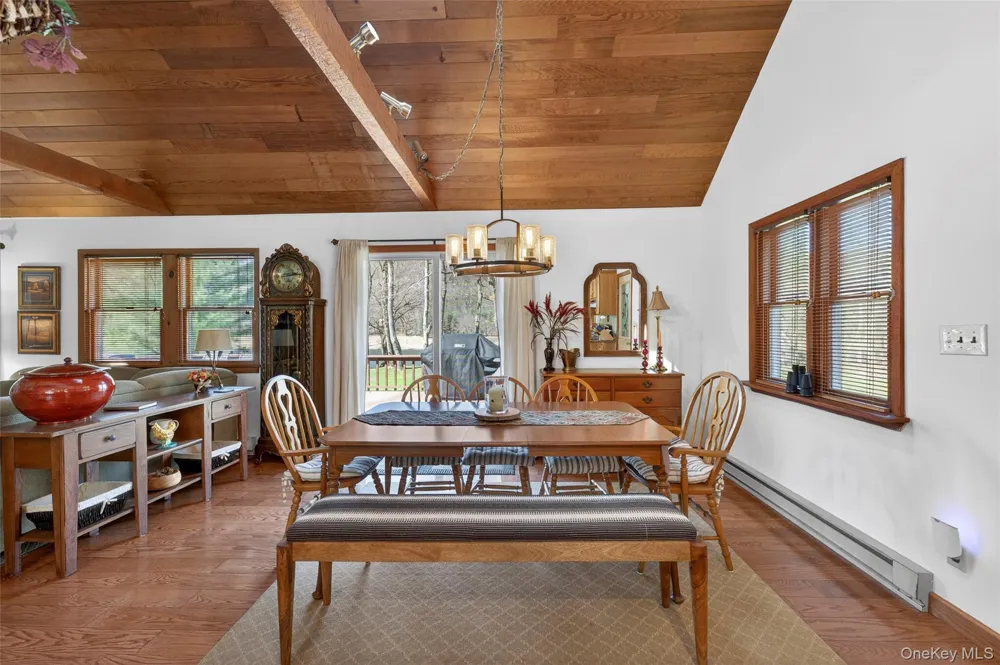19 Arrowhead Lane Narrowsburg, NY 12764