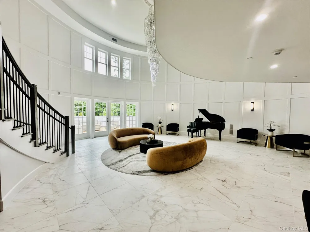 585 Main St #1A Armonk, NY 10504