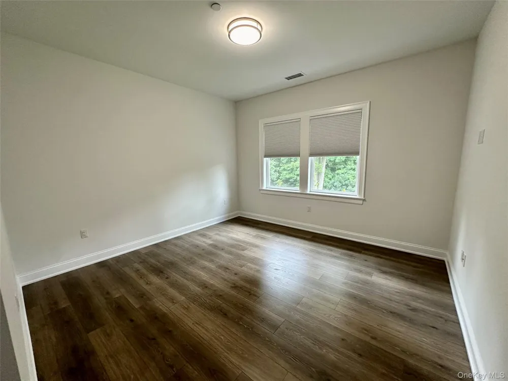 585 Main St #1A Armonk, NY 10504