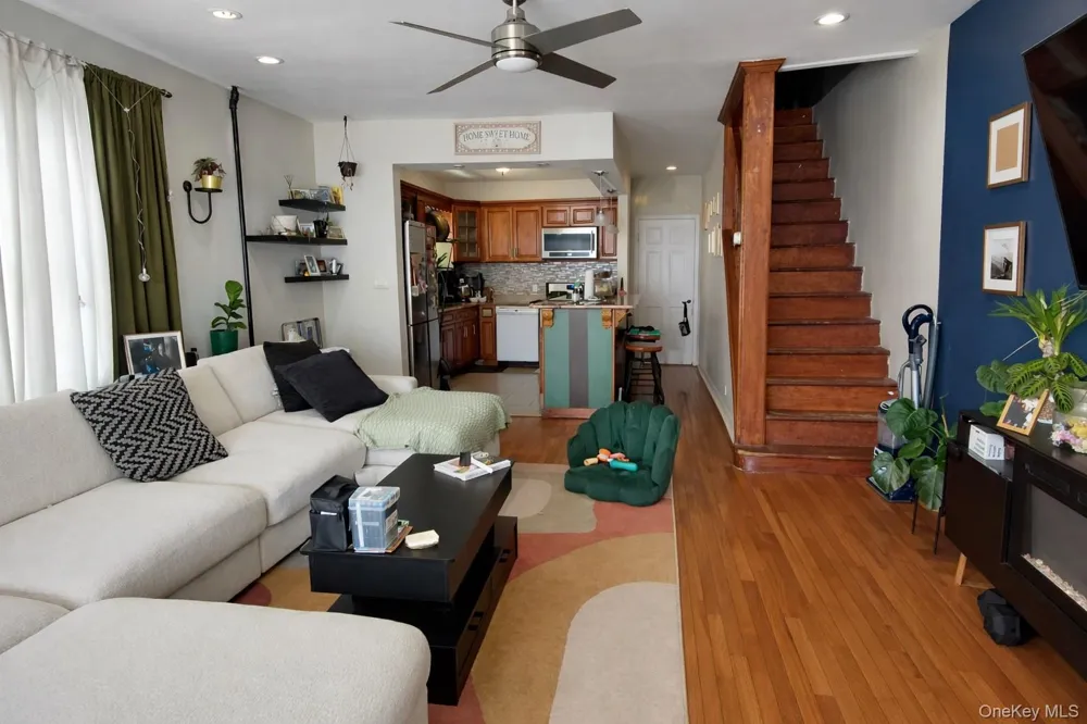 6934 Almeda Avenue Arverne, NY 11692