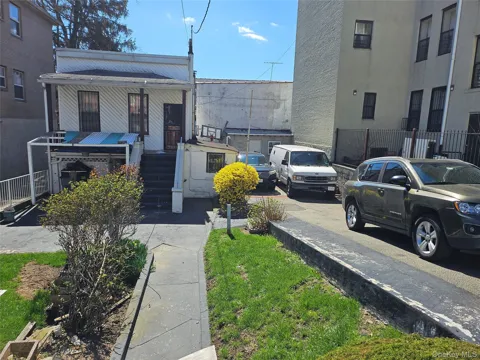 956 Hegeman Avenue