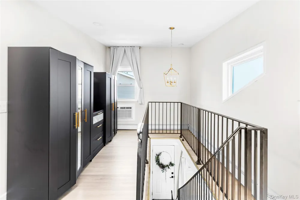 2 E Lido Prom Lindenhurst, NY 11757