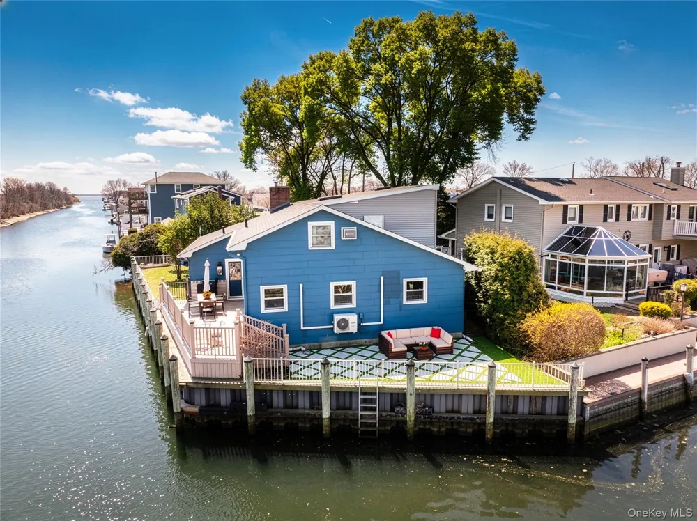 2 E Lido Prom Lindenhurst, NY 11757
