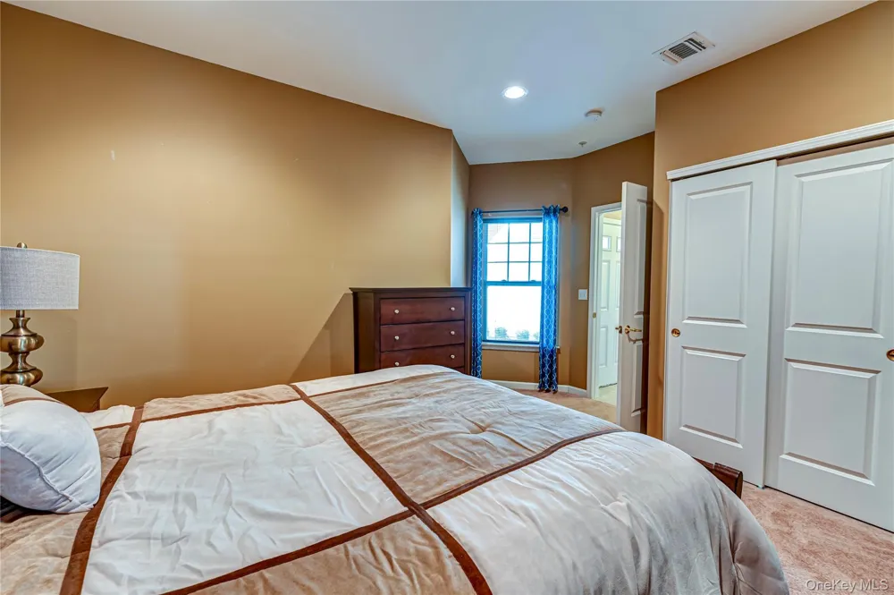 15 Cricket Court Shirley, NY 11967