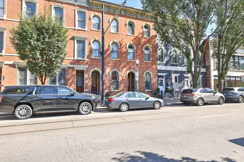 1124 Race Street #101B