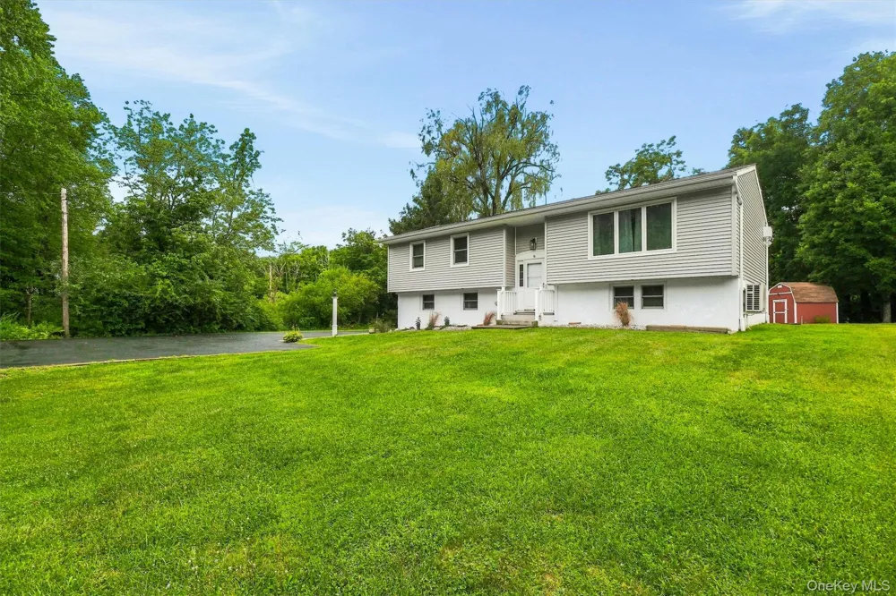 3875 Route 82 Millbrook, NY 12545