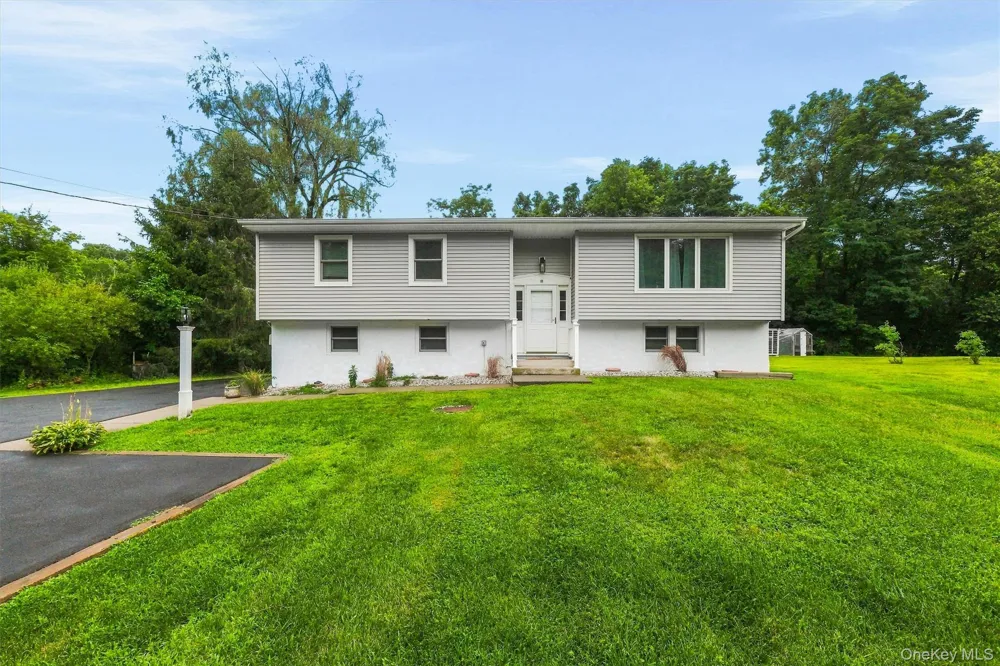 3875 Route 82 Millbrook, NY 12545