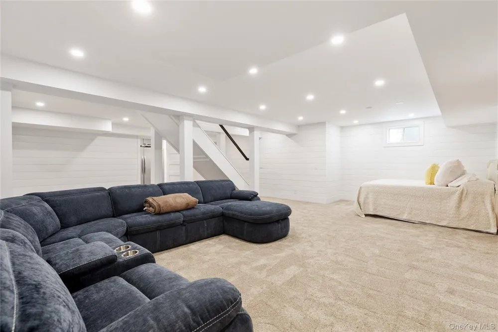 15 Edgemere Street Montauk, NY 11954
