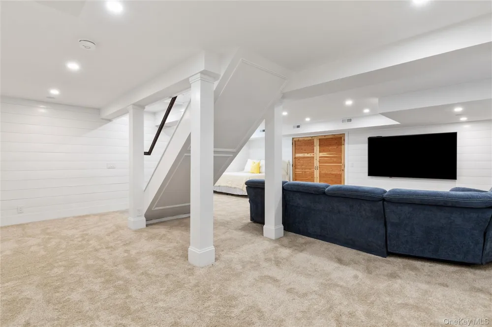 15 Edgemere Street Montauk, NY 11954