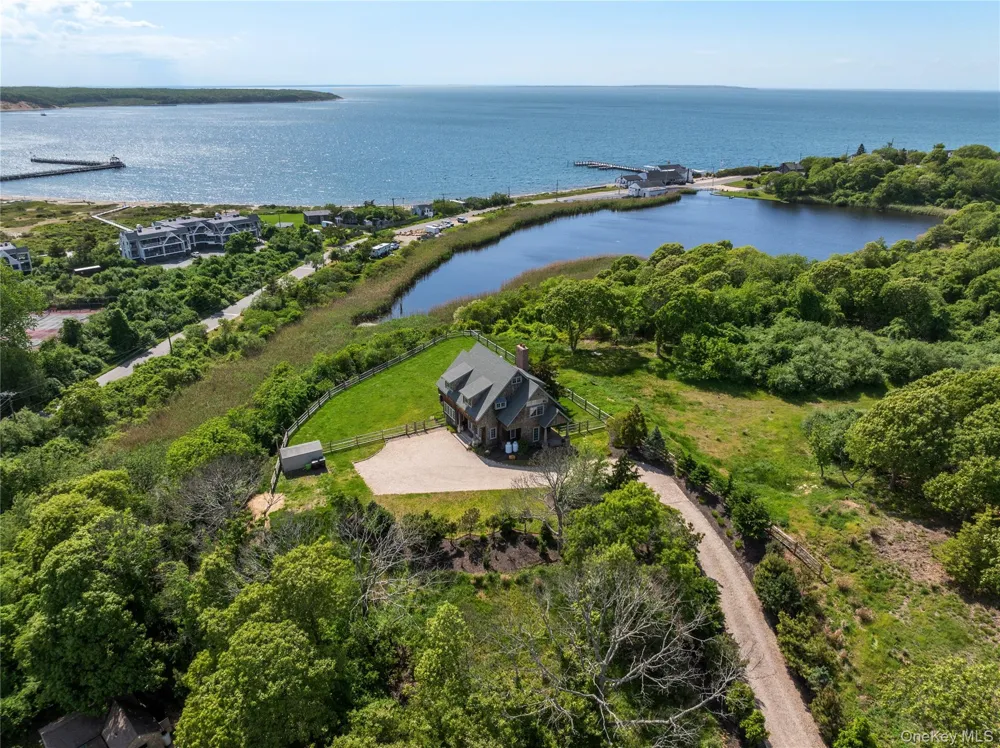 15 Edgemere Street Montauk, NY 11954