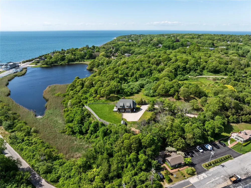 15 Edgemere Street Montauk, NY 11954