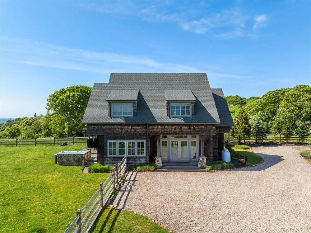 15 Edgemere Street Montauk, NY 11954