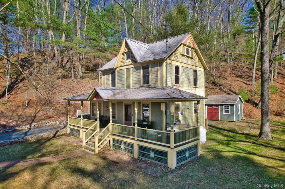 1193 South Road Wurtsboro, NY 12790