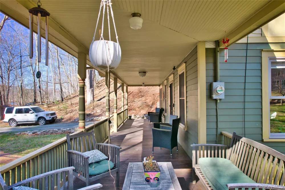 1193 South Road Wurtsboro, NY 12790
