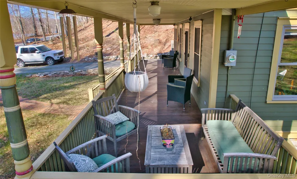 1193 South Road Wurtsboro, NY 12790