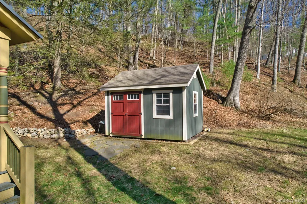 1193 South Road Wurtsboro, NY 12790