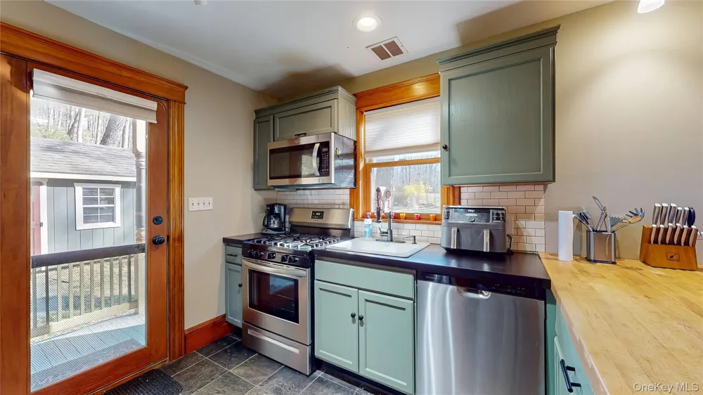 1193 South Road Wurtsboro, NY 12790