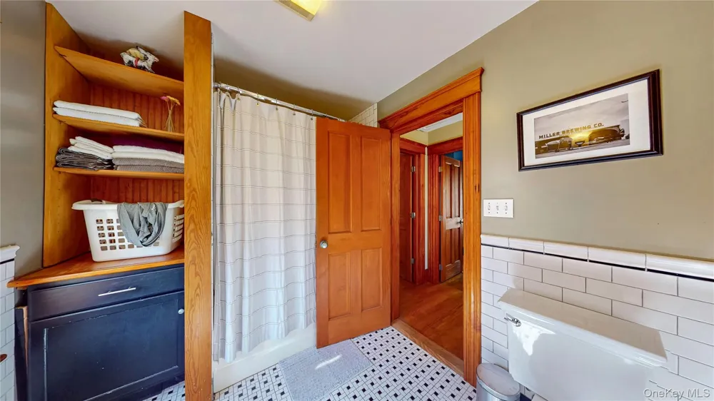 1193 South Road Wurtsboro, NY 12790