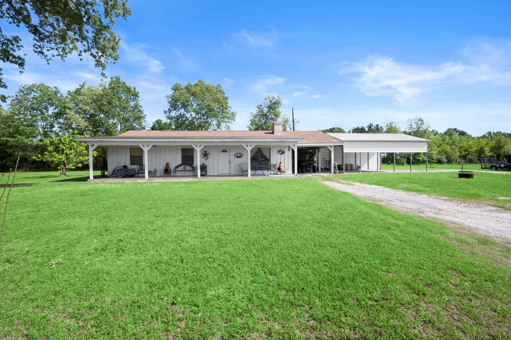 4856 Fm 356 Onalaska, TX 77360