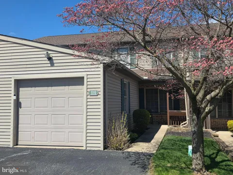 109 OAK CROSSING #109